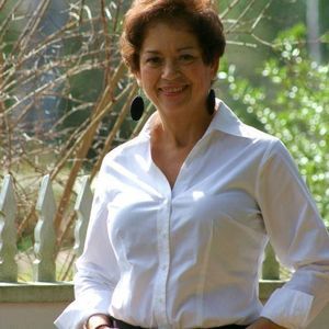 Meet your Posher, Debbie